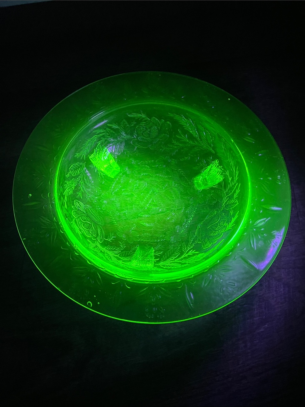 VTG Green Depression Glass Uranium Glass Rose and Thorn Footed Bowl Console Bowl - Picture 3 of 15